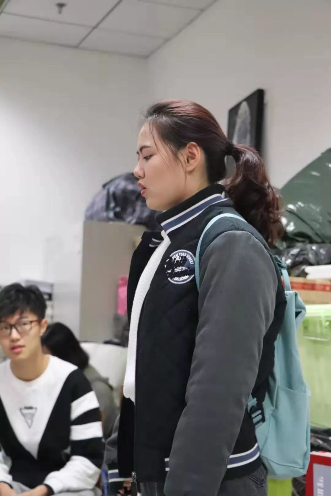 a1aefcd3b49f4c29b1619aa8c7ad0b9f.png 4.png